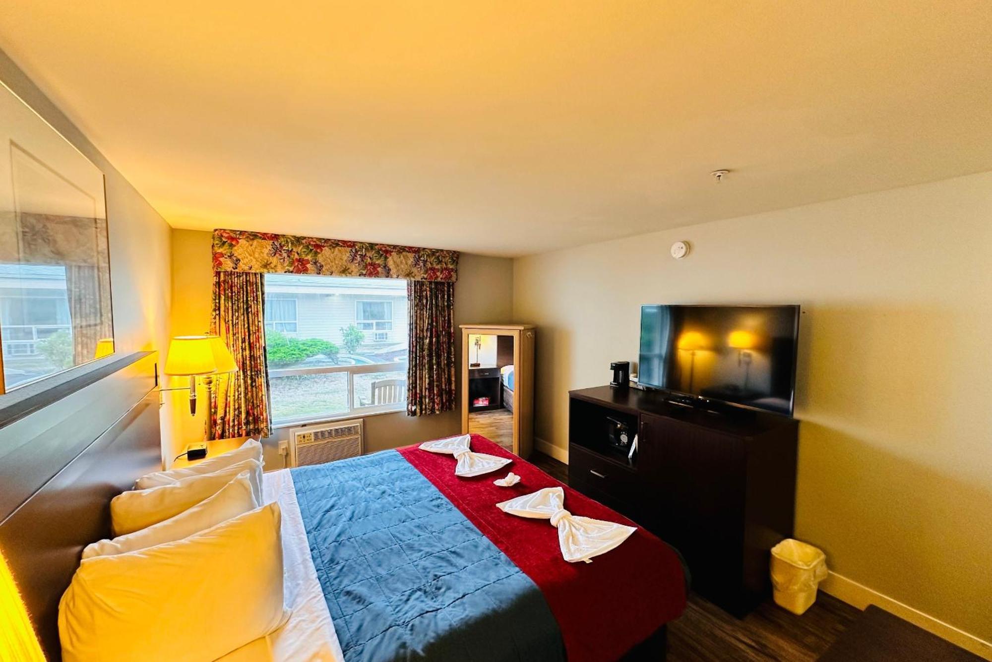 Coratel Inn And Suites By Jasper Ocean Shores Extérieur photo