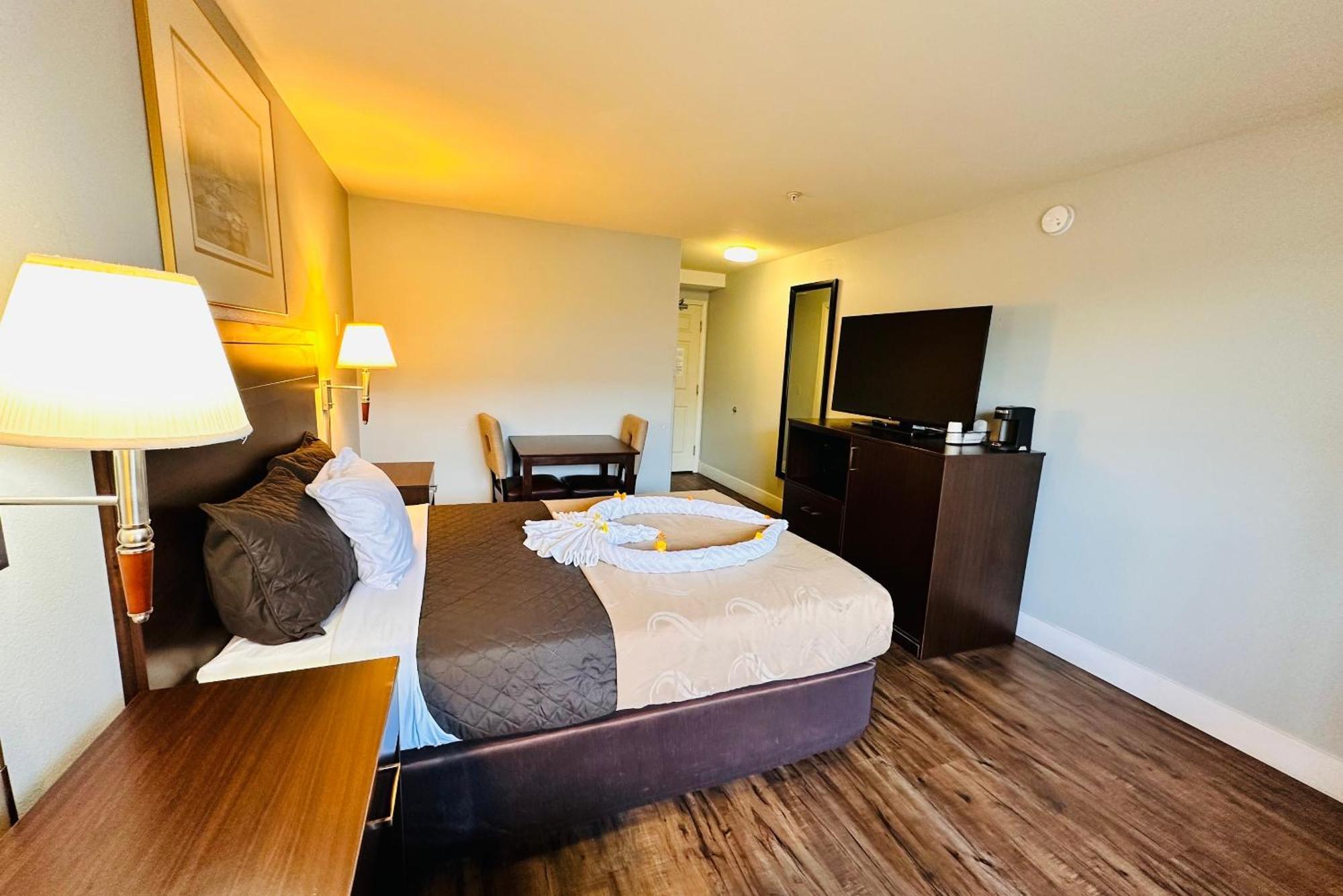 Coratel Inn And Suites By Jasper Ocean Shores Extérieur photo