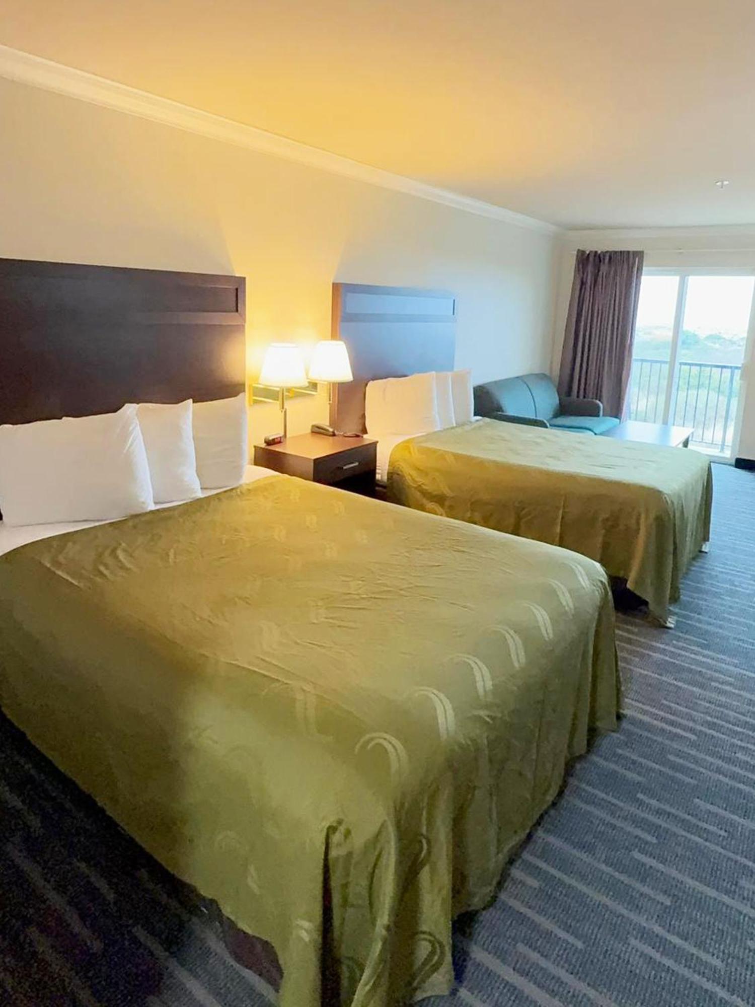 Coratel Inn And Suites By Jasper Ocean Shores Extérieur photo