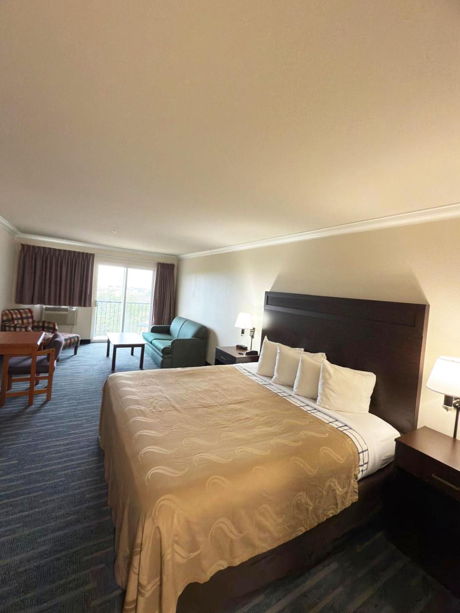 Coratel Inn And Suites By Jasper Ocean Shores Extérieur photo