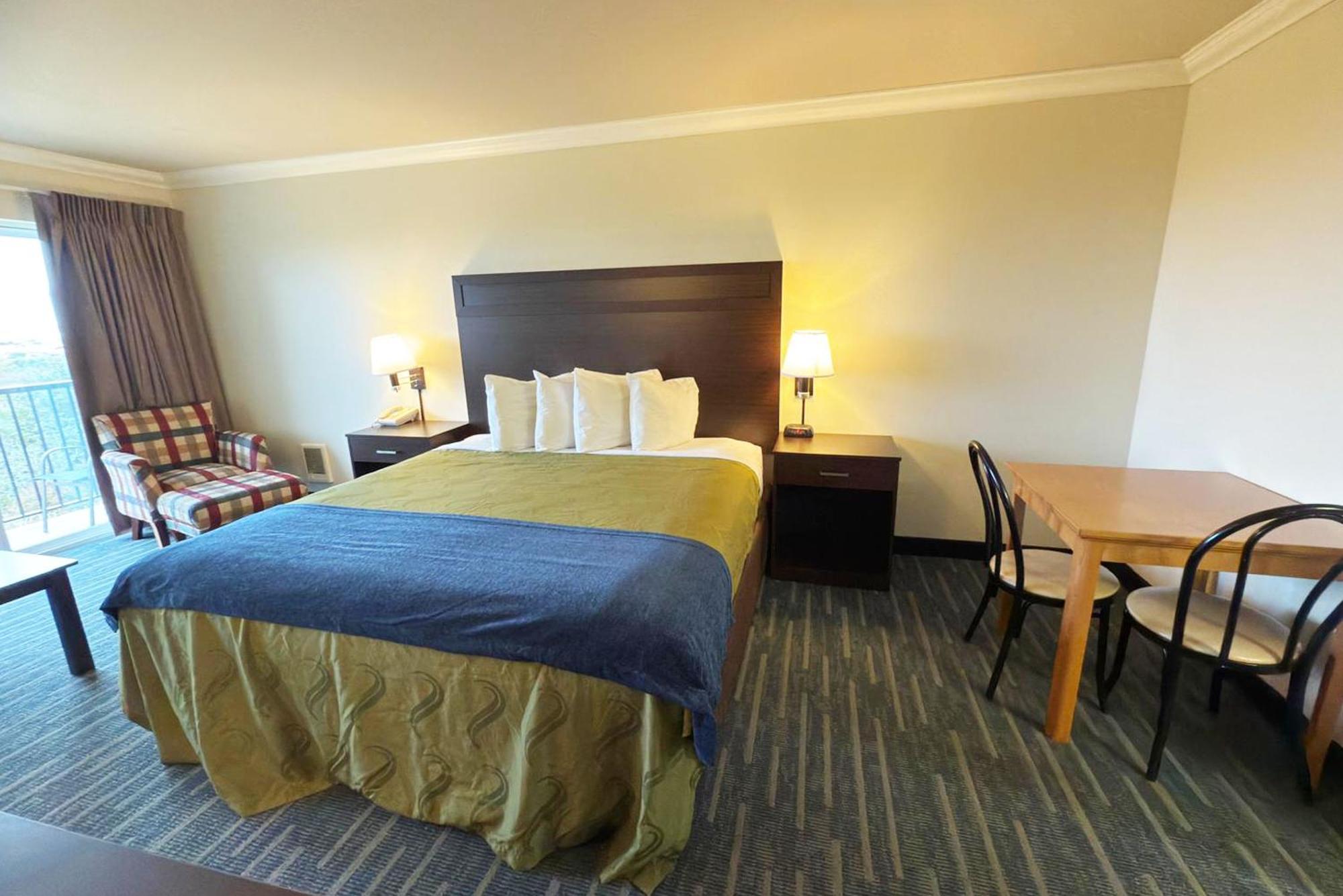 Coratel Inn And Suites By Jasper Ocean Shores Extérieur photo