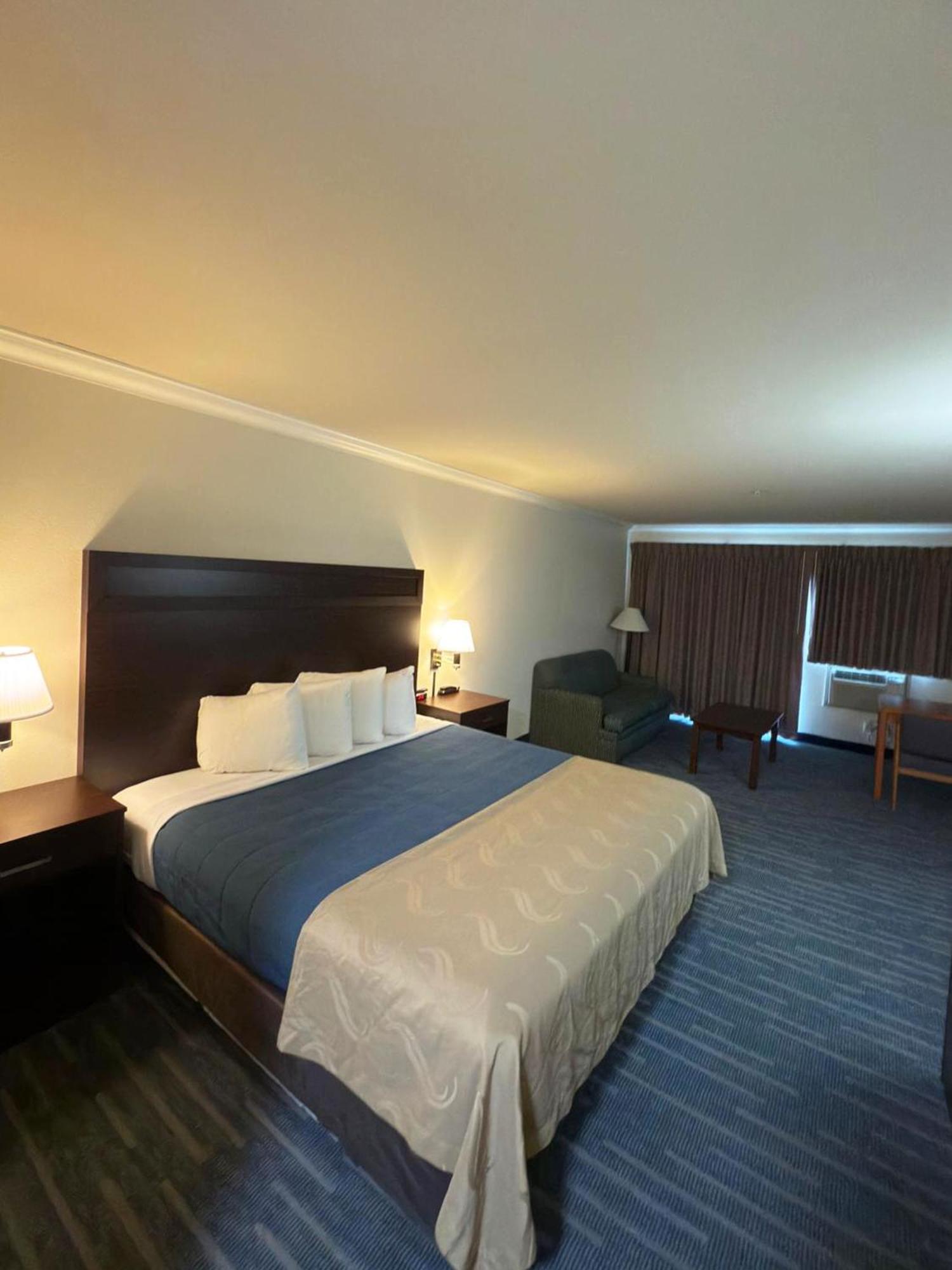 Coratel Inn And Suites By Jasper Ocean Shores Extérieur photo